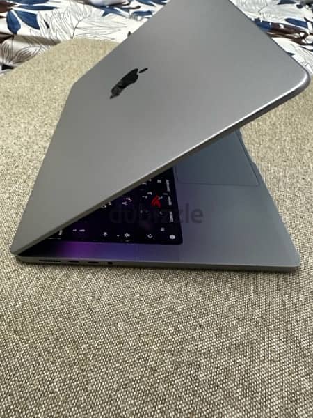 MacBook Pro 14 Inch M1Pro 2021 3