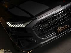 Audi Q8 2022 Black X Tan  وكيل