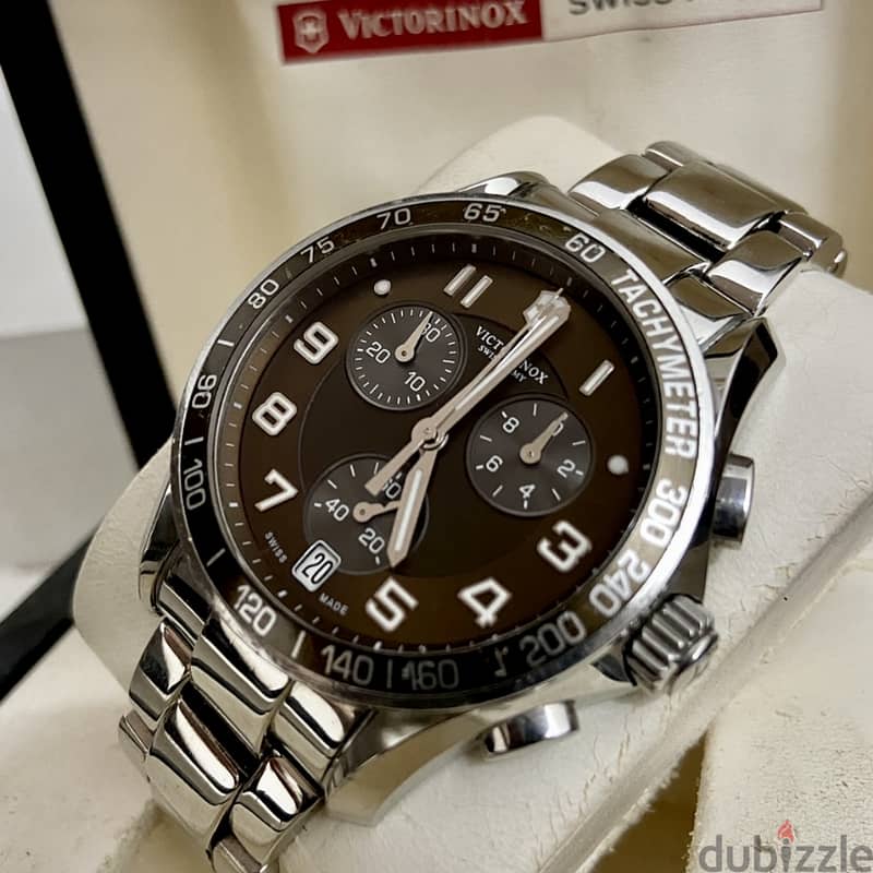 VICTORNIX SWISS ARMY Original Swiss Made Quartz Chronograph 42mm بالعل 7