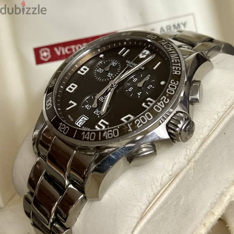 VICTORNIX SWISS ARMY Original Swiss Made Quartz Chronograph 42mm بالعل 13