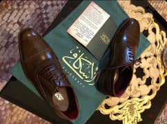 classic shoes  size 43