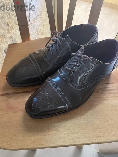 classic shoes  size 43 3