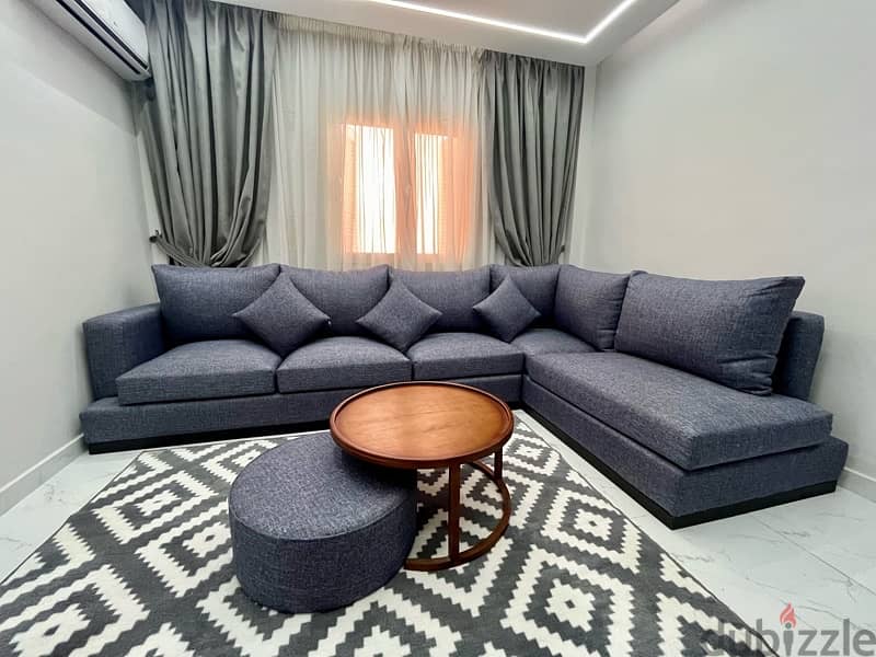 living room used like new ,, ركنه LShape 2