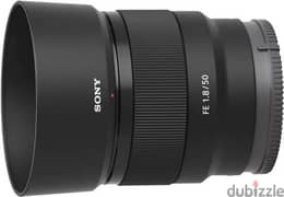 عدسة 50mm f 1.8 العدسة بحالة زيرو ما فيهاش خربوش استخدمت مره واحده 0