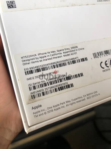 للبيع iPhone Xsmax 256 GB بطاريه 79% معاه الكرتونه والشاحن حالته زيرو 3