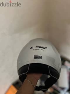 ls2 half helmet لم تستعمل