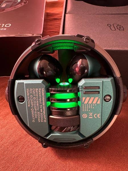 NEW MONSTER XKT10 EARBUDS 2