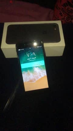 iPhone 7 128g معاها الكرتونه والشاحن 0