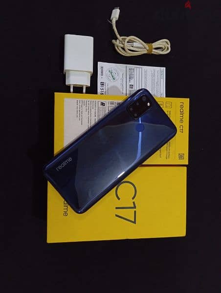 Realme C17 4