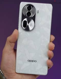 رoppo reno11 pro 5g 
256gb النسخة جلوبال كل 
جديد  كسر زيرو 0