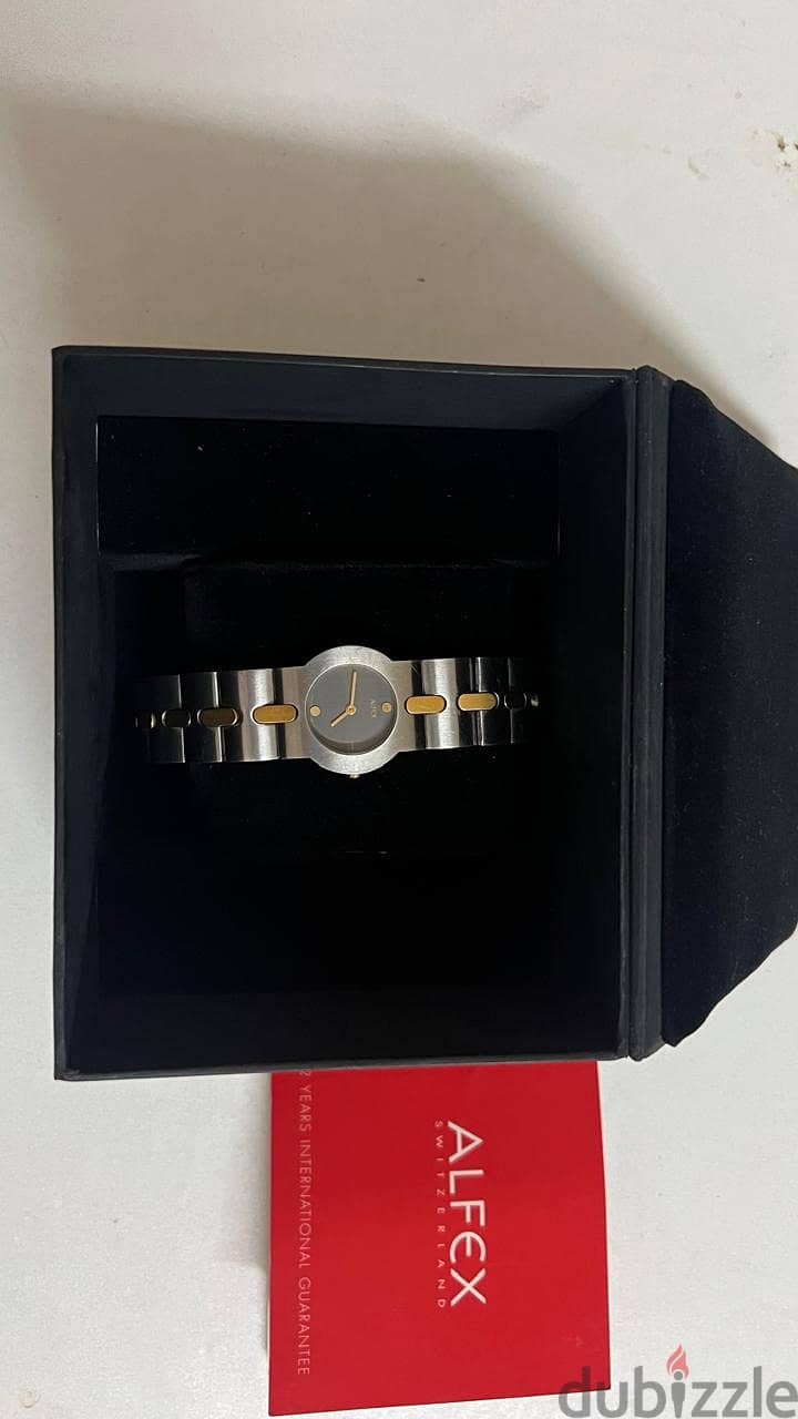 Swiss Made Hand Watch - Women 5