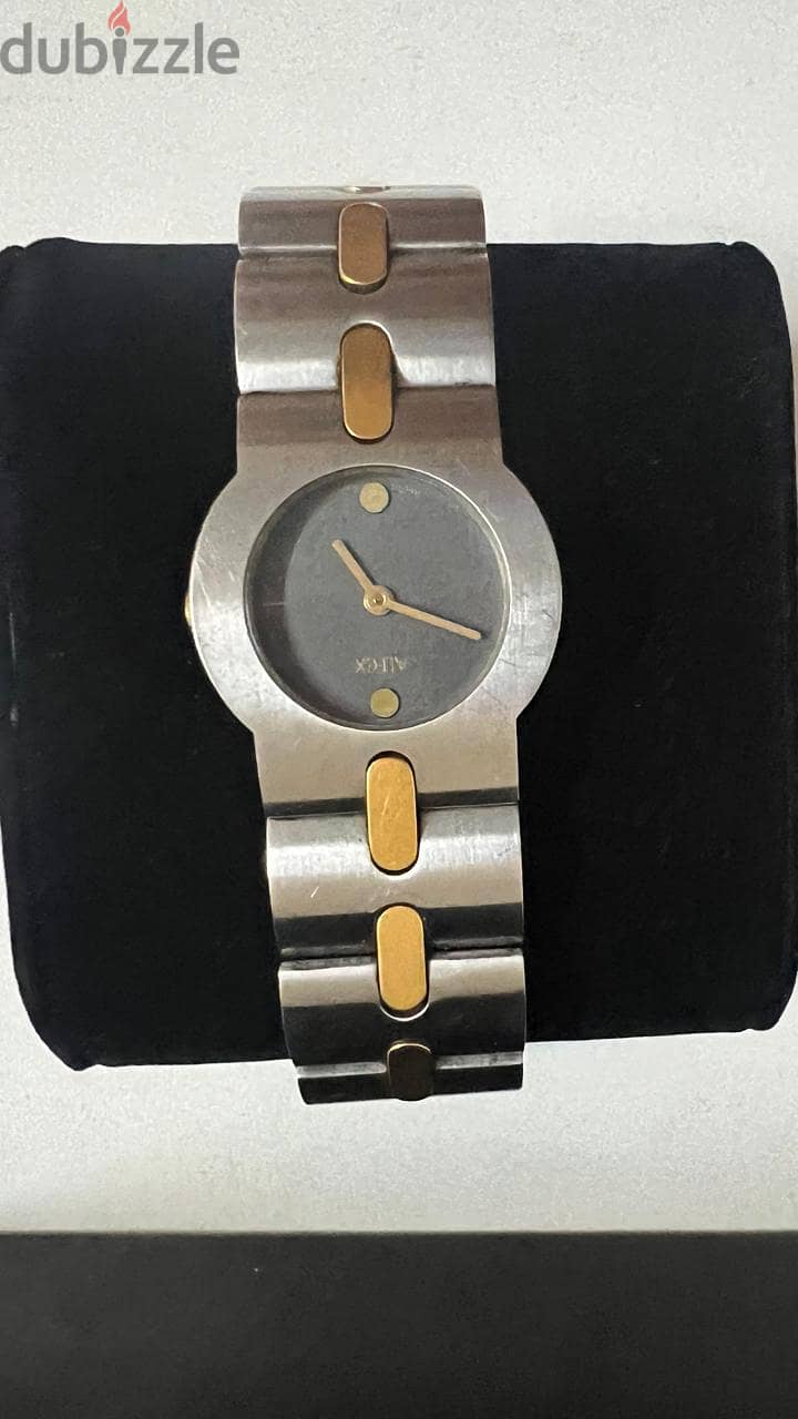 Swiss Made Hand Watch - Women 7