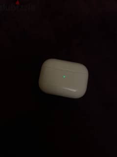 airpods pro first gen. like new 0