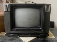 تليفزيون قديم ملون بحالة جيدة
