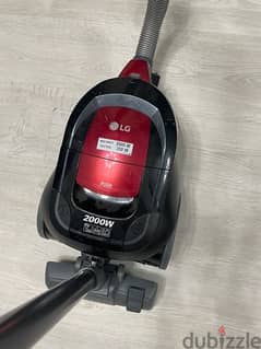 LG Bagless Vacuum Cleaner 1.3 liter 2000 watt