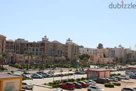 Own your apartment in a quiet location in Hurghada, overlooking the swimming pool 0