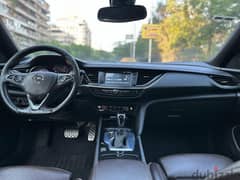 Opel Insignia 2019 all fabric فابريكا بالكامل صيانات توكيل