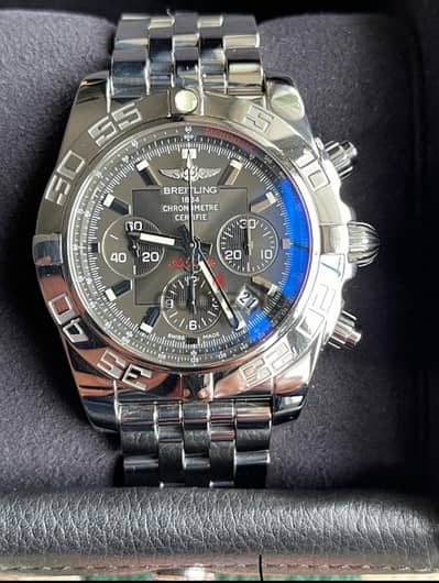 breitling chronomat B01