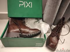 PIXI boots