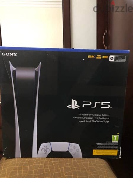 ps5 digital with box مع 7 العاب اونلاين 2