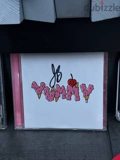 Justin Bieber Autographed Yummy CD (ORIGINAL/REAL)