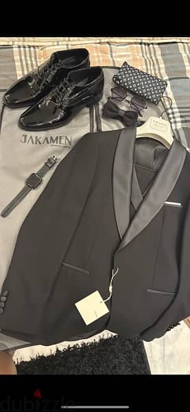 Jakamen black tuxedo suits