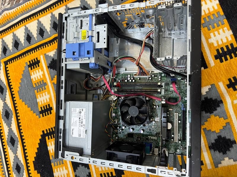 كيسه Dell Optiplex بمعالج core i7 جيل تالت وارده من الكويت 8