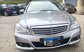 Mercedes-Benz C180 2012 0