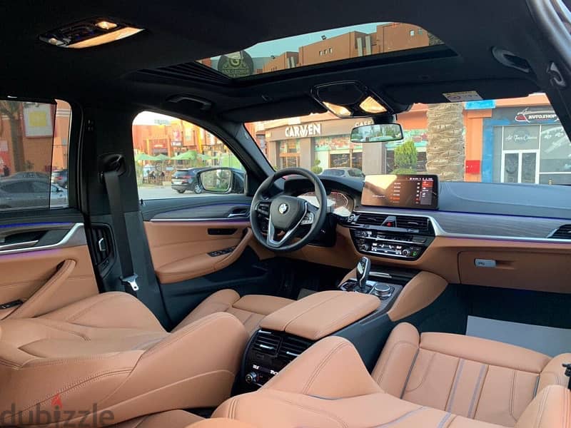 بي ام دبليو 520 2023/BMW 520i  luxury 4