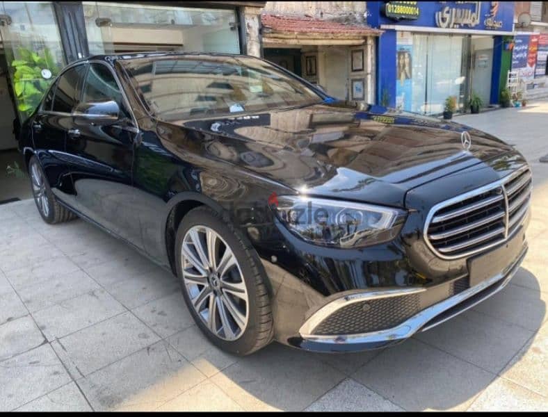 Mercedes-Benz E300 2021 6