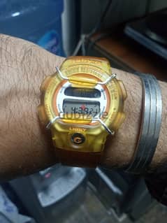 ساعه كاسيو g shock أصليه 0