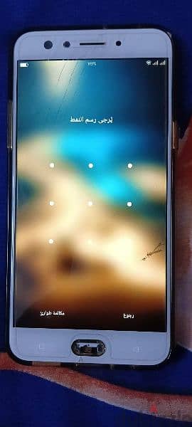 oppof3 بحالة جيدة بالعلبة 3