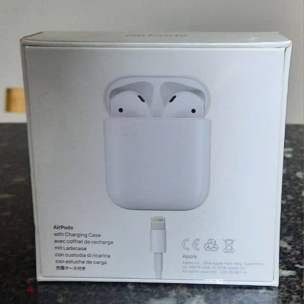 Apple airpods 2 with charging case 0