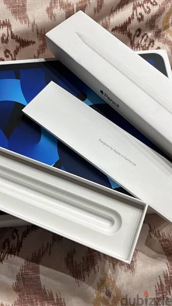 iPad air 5th generation 64gb 1