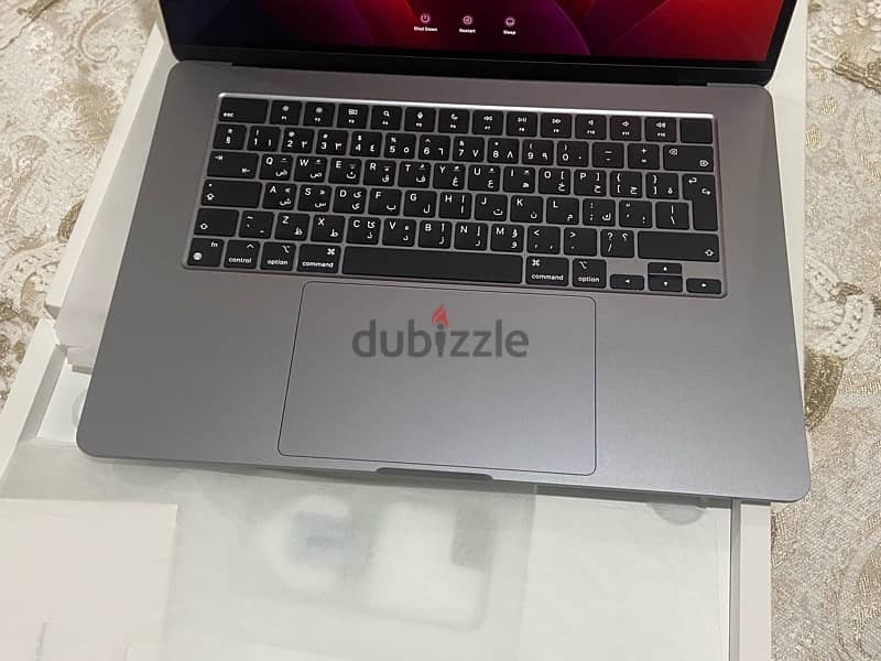 Macbook Air M2 15 Inch   جديد تماما بطاريه ١٠٠٪؜ بكل حاجته 4