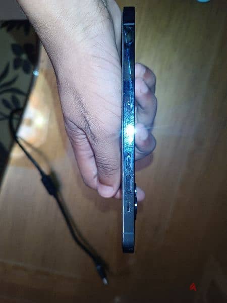 iphone 12 pro max for sale 4