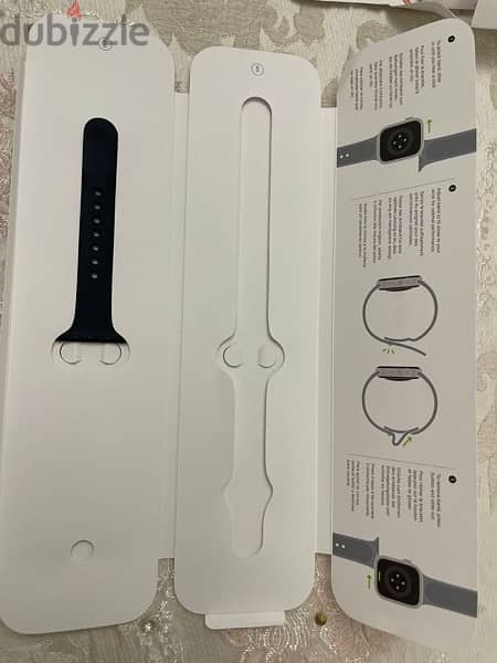 Apple watch series 7 With the box -Orignal charger 1