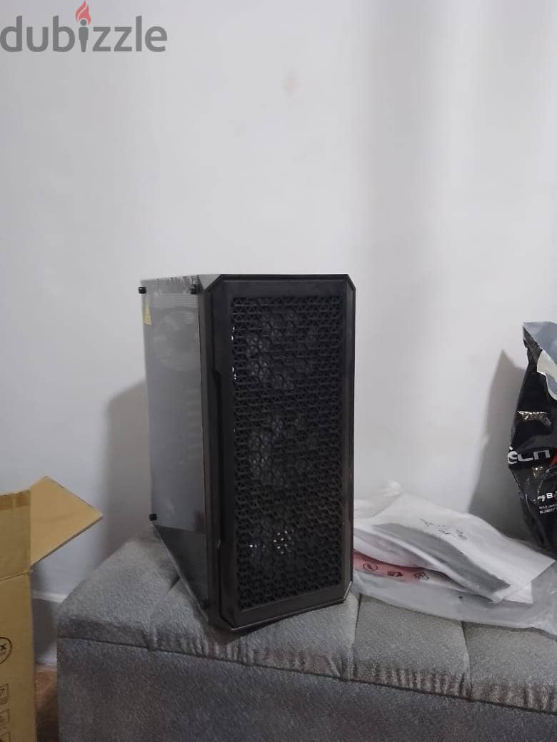 Computer Case | Gaming case | كمبيوتر كيس + 4 rgb fans 5