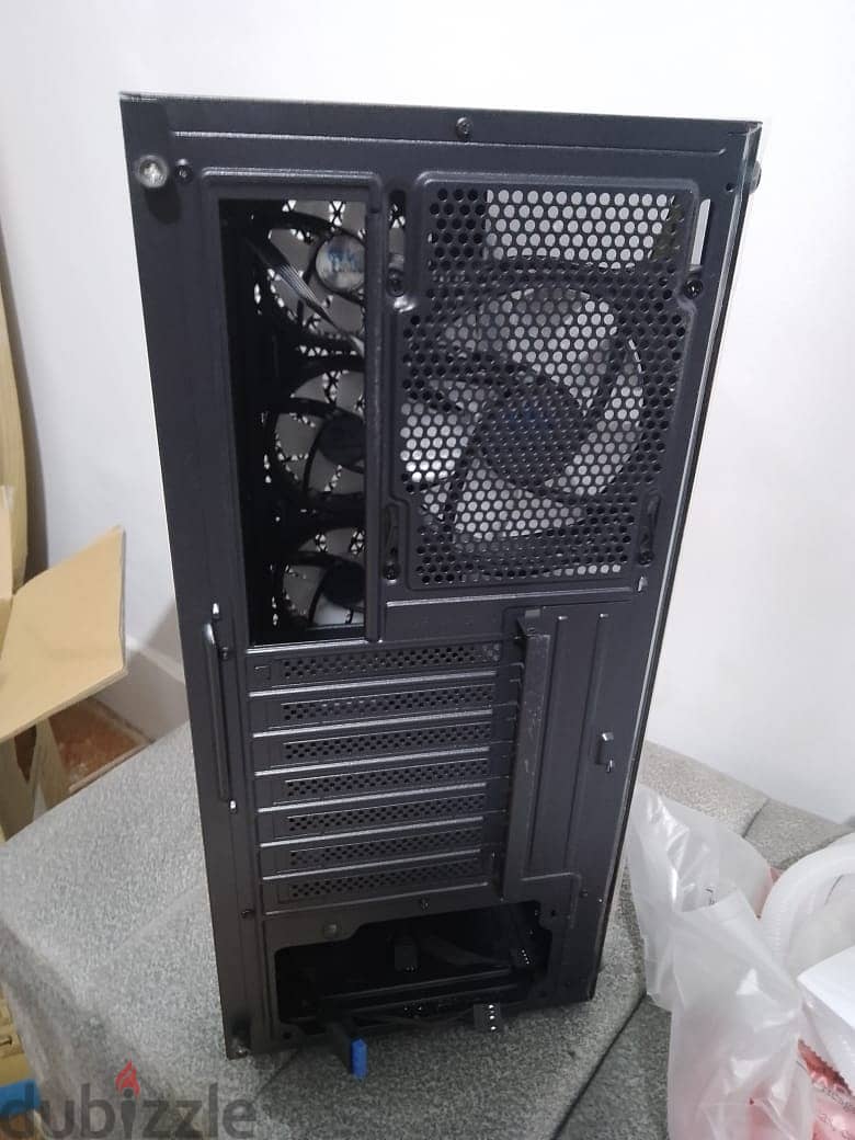 Computer Case | Gaming case | كمبيوتر كيس + 4 rgb fans 6