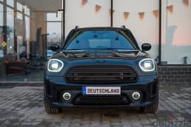 MINI Cooper Countryman (2024) In Black & Brown Interior 0