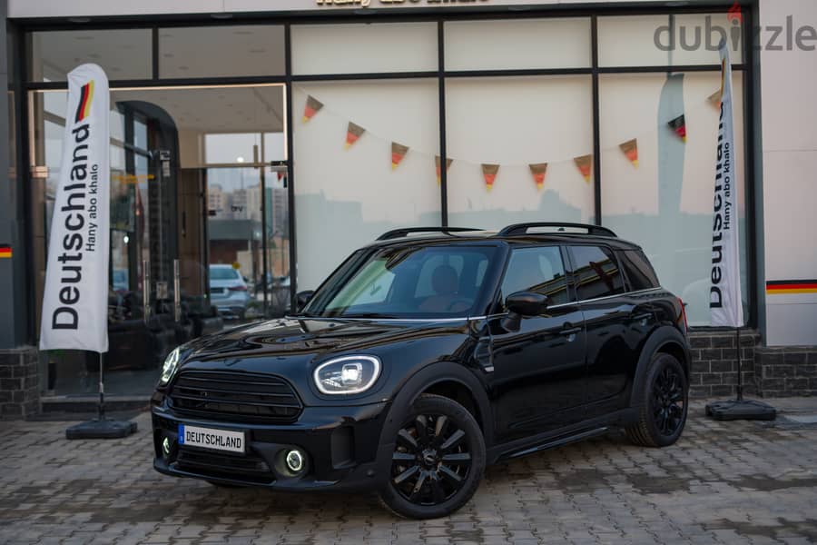 MINI Cooper Countryman (2024) In Black & Brown Interior 2