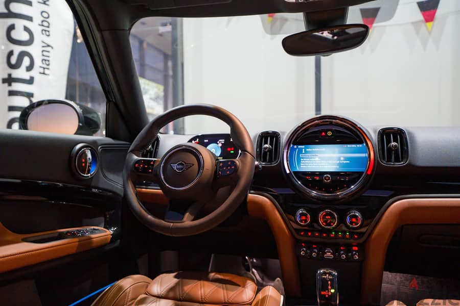 MINI Cooper Countryman (2024) In Black & Brown Interior 7