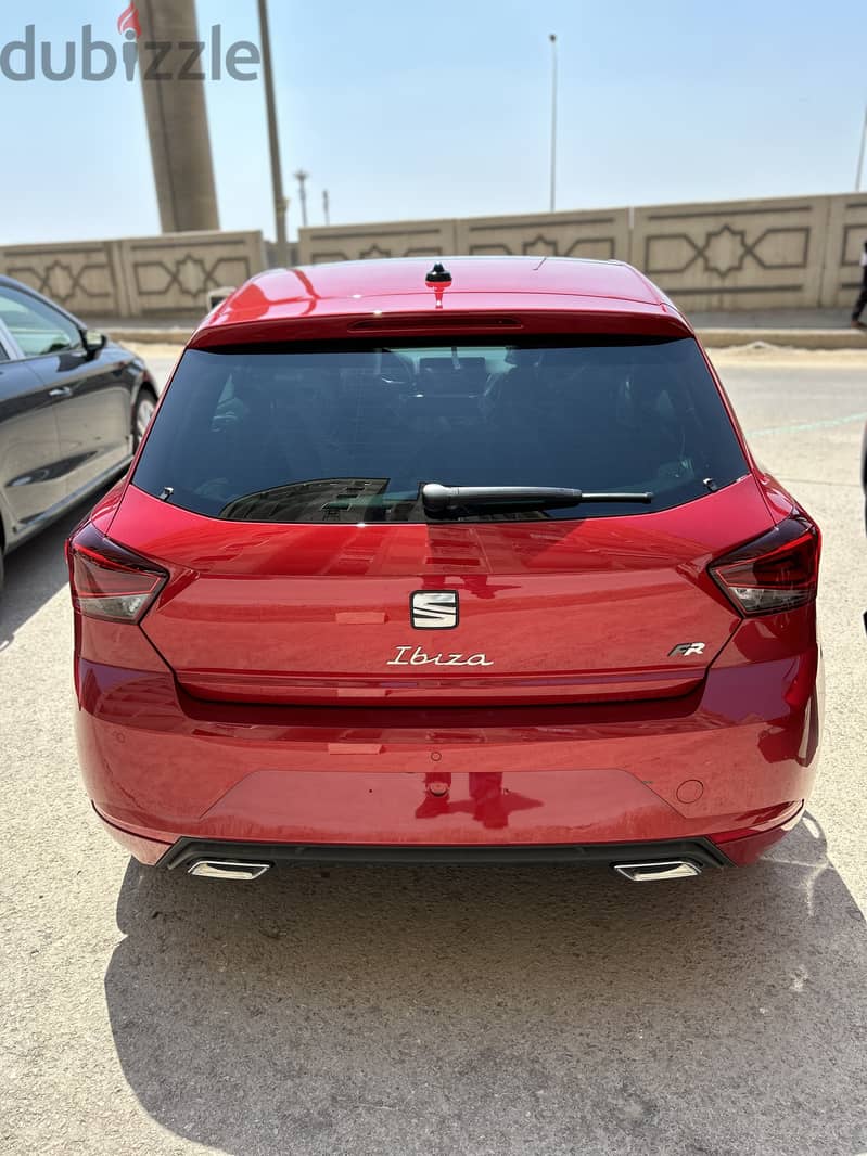 Seat Ateca اللون الجديد2024 2