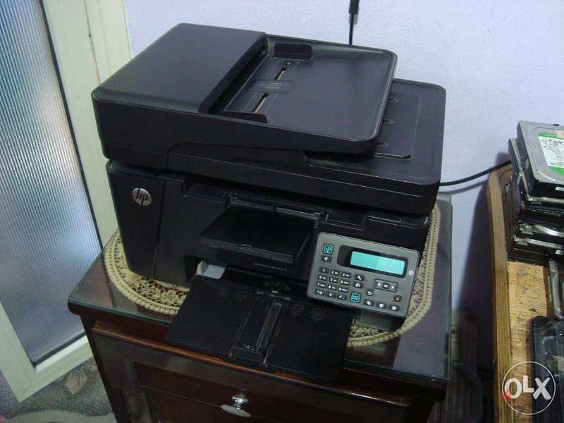 تصوير وطابعة ليزر اسود Hp LaserJet pro Mfp 127 fn 7