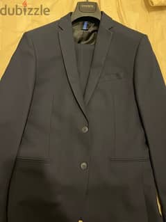 Zara suits