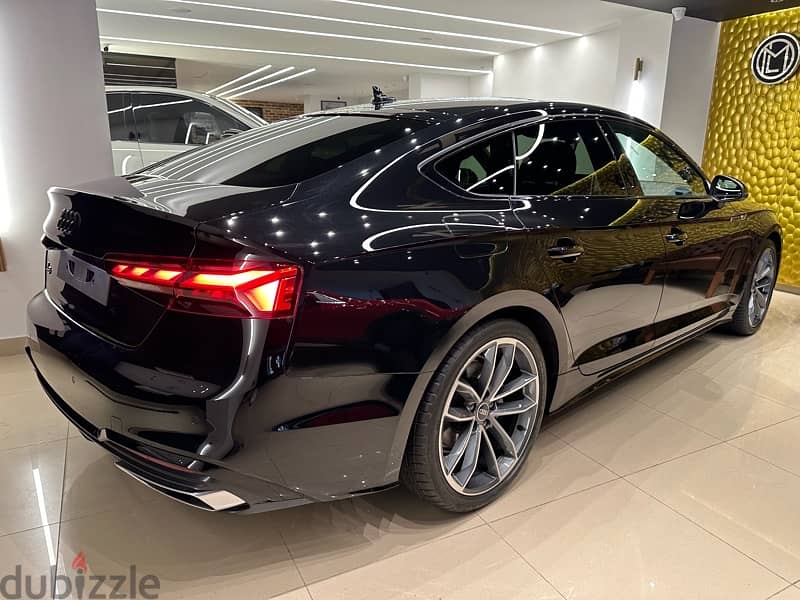 Audi A5 2024 wakil 5