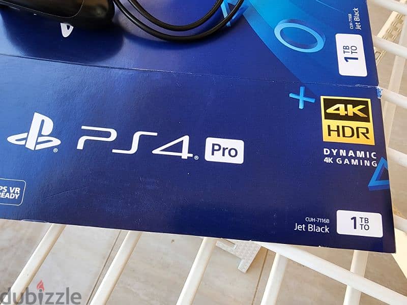 PS4 PRO 1TB like new 1