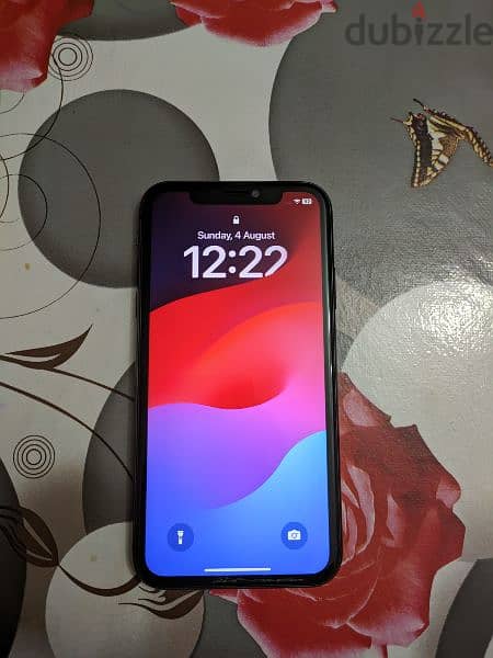 iphone 11 64g   خطين 15