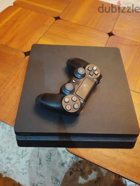 Ps4 slim 1TB 2