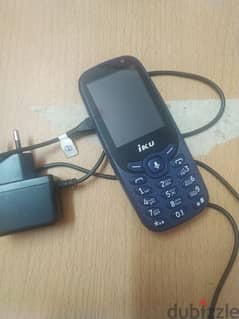 موبايل iku v400